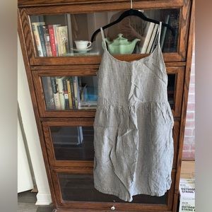 Simply Grey ELENA gingham linen dress with pockets!
